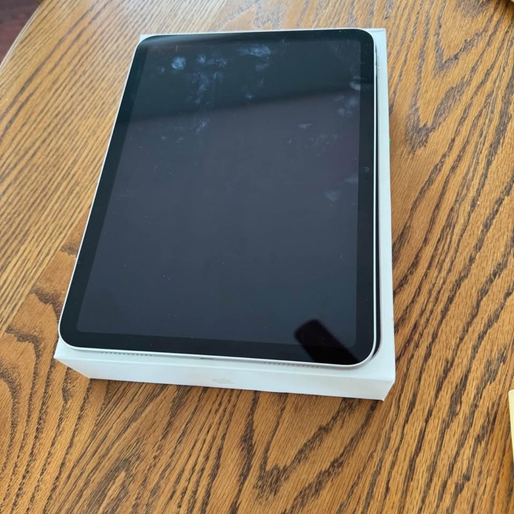 Apple iPad 10th Generation